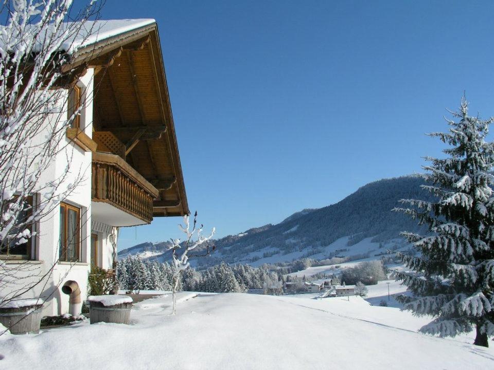 Ferienwohnungen Pension Sonnblick クルムバハ エクステリア 写真